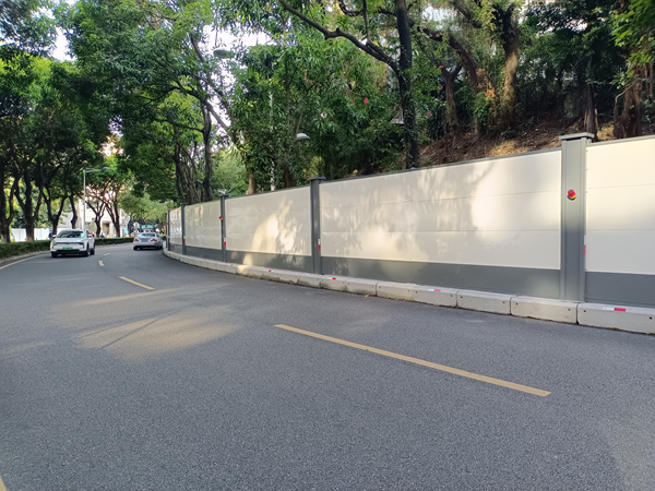 光明新区翠湖公园安装钢围墙a款工程
