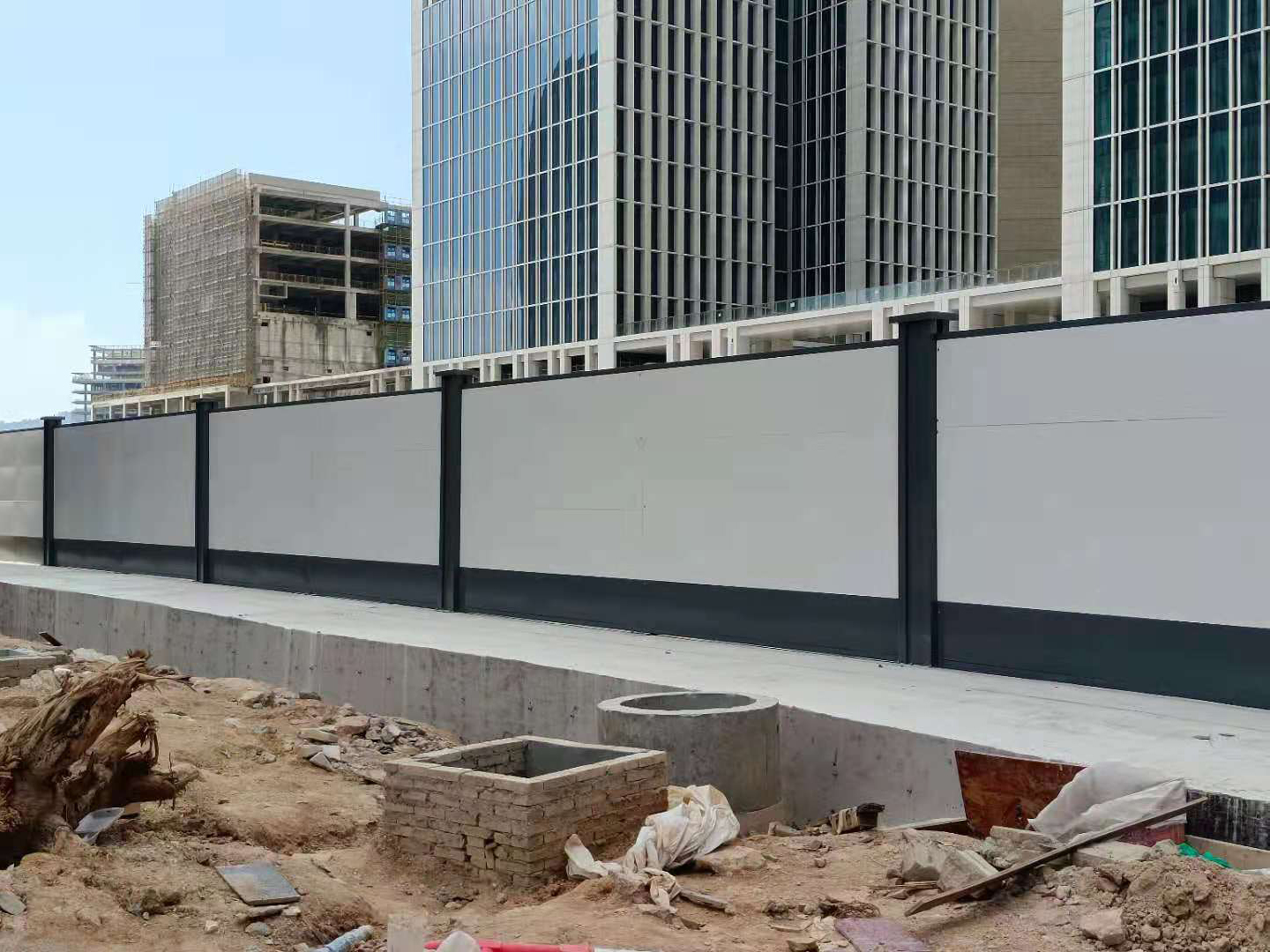 来跟大家聊聊房地产建设用施工围挡
